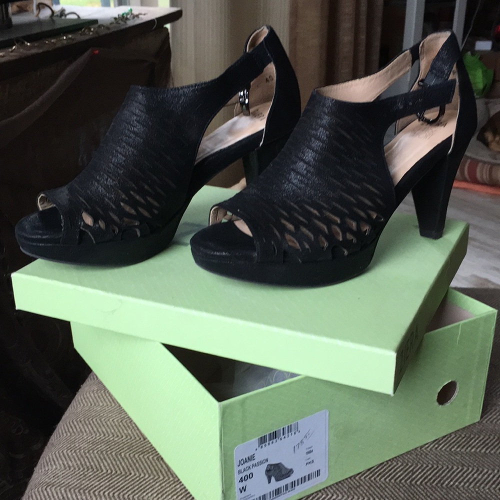 Ziera Heels Blk Sz 9.5